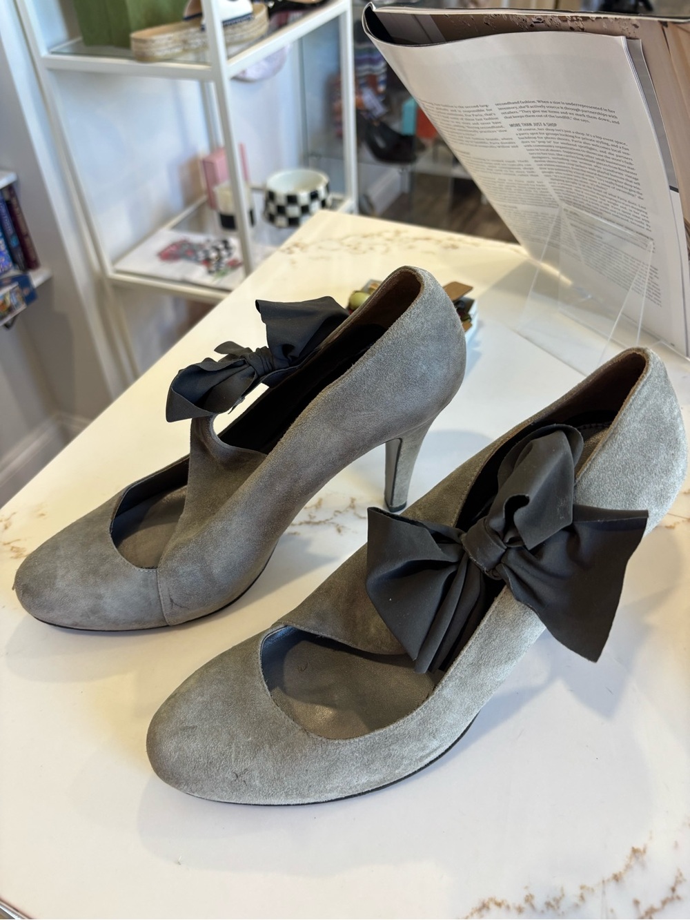 Melluso Italian Gray Suede Bow-Accent Women's Heels